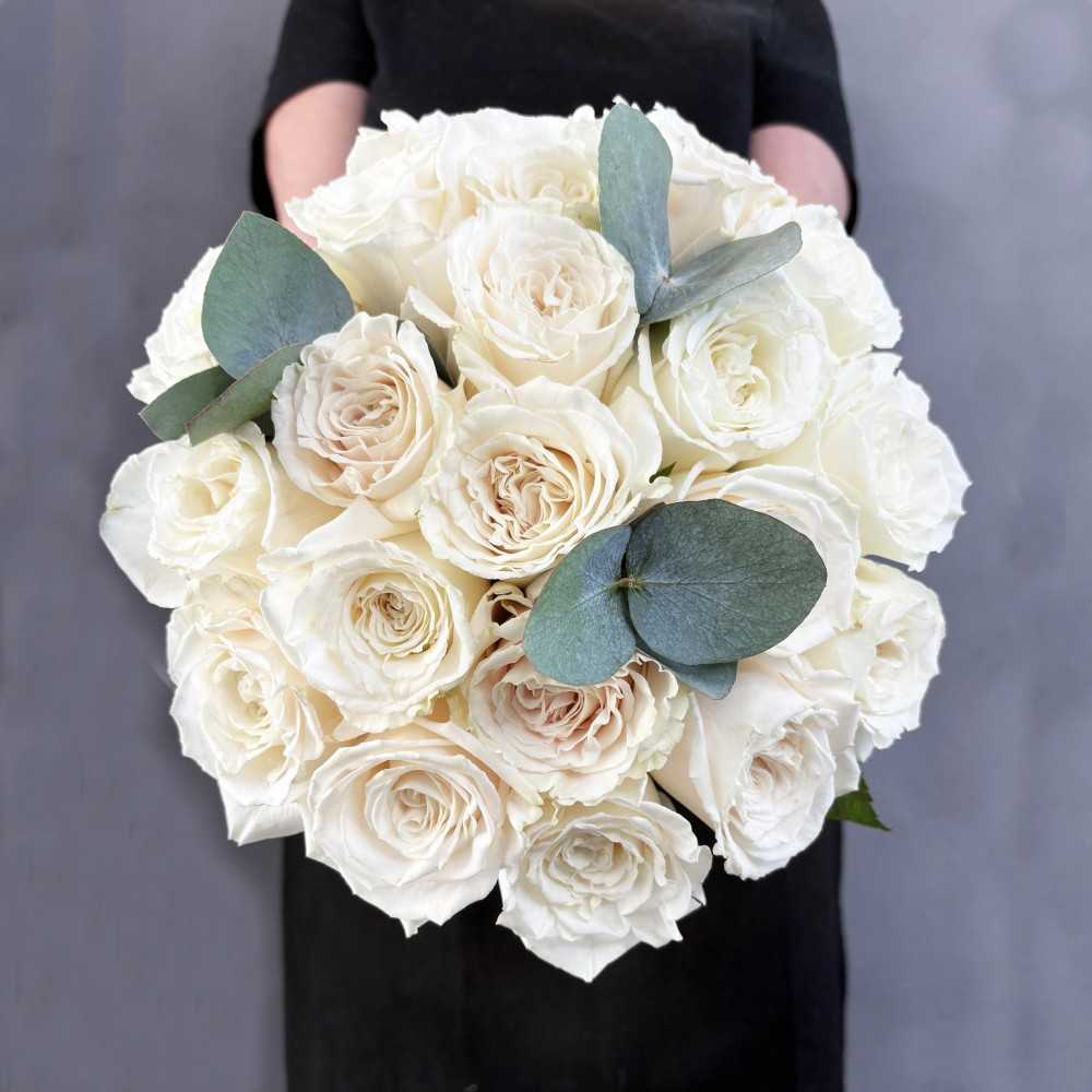 Bouquet de roses blanches
