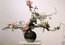 Die Kunst des japanischen Ikebana verstehen
